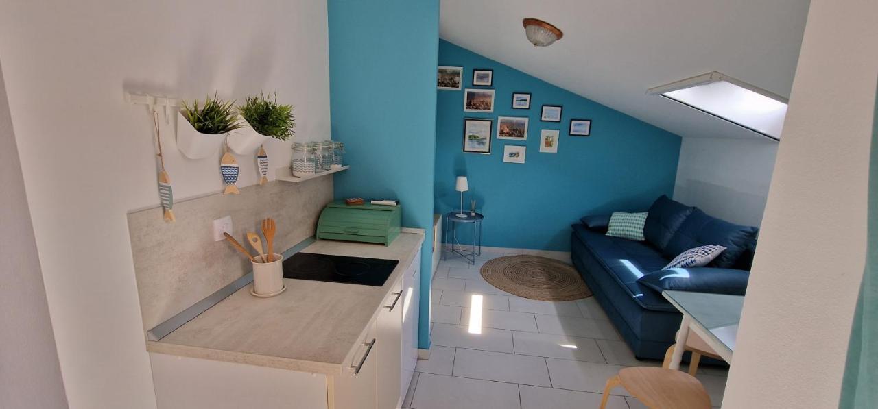 Apartmani Eladora Biograd Na Moru Exterior photo
