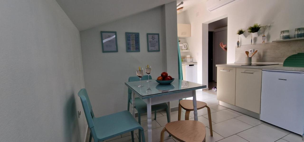Apartmani Eladora Biograd Na Moru Exterior photo